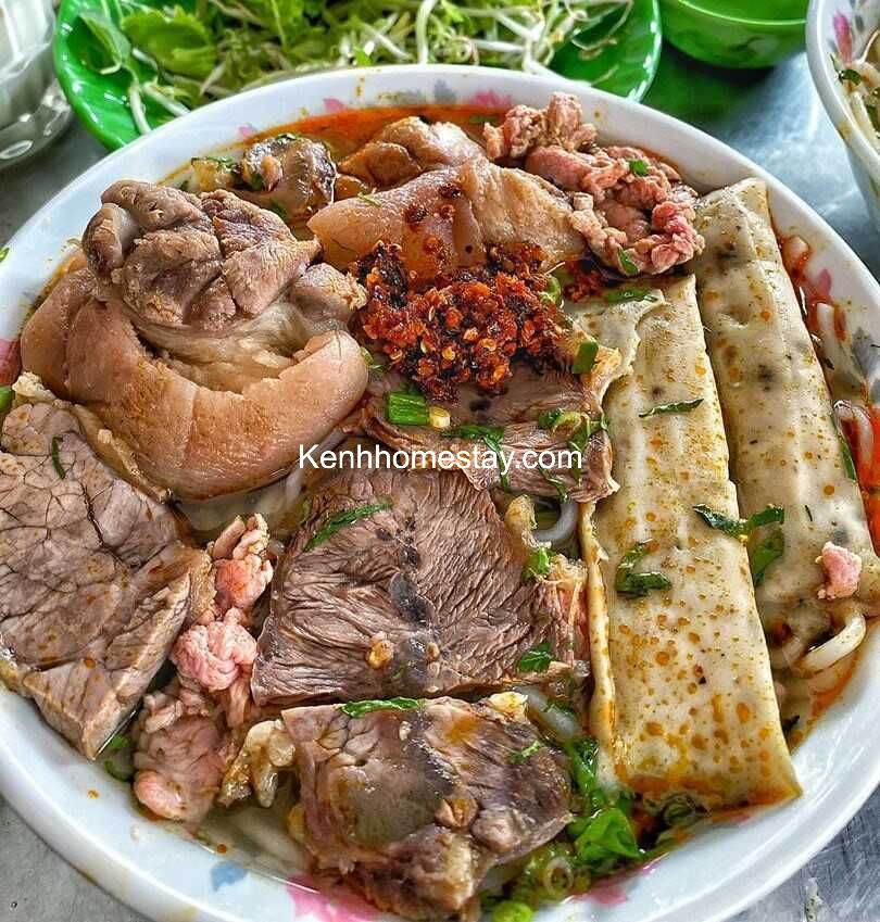 Top 25 Quán bún bò Huế Sài Gòn ngon xuất sắc chuẩn vị đông khách nhất