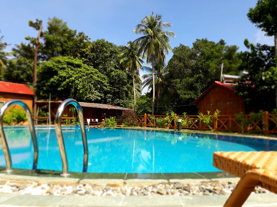 Phu Quoc Sen Lodge Homestay Village