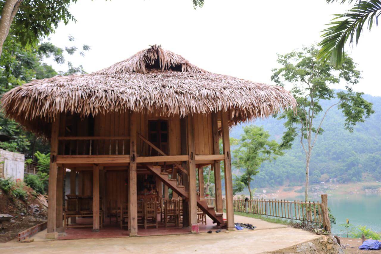 Lake View Homestay