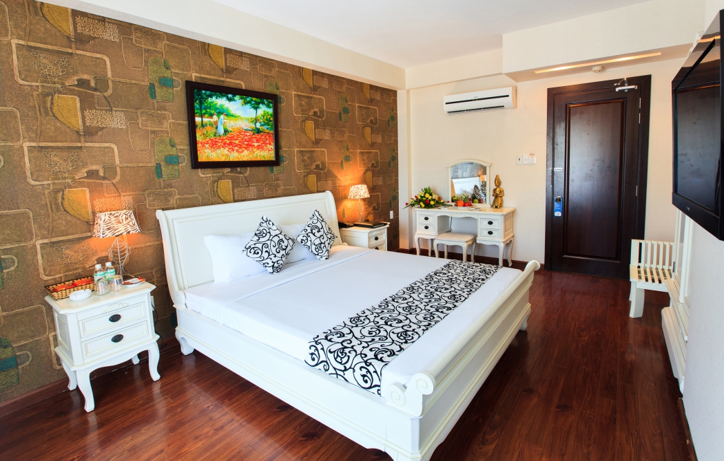 50 Hotel/ khách sạn Nha Trang giá rẻ, gần biển, chợ Đầm, trung tâm thành phố