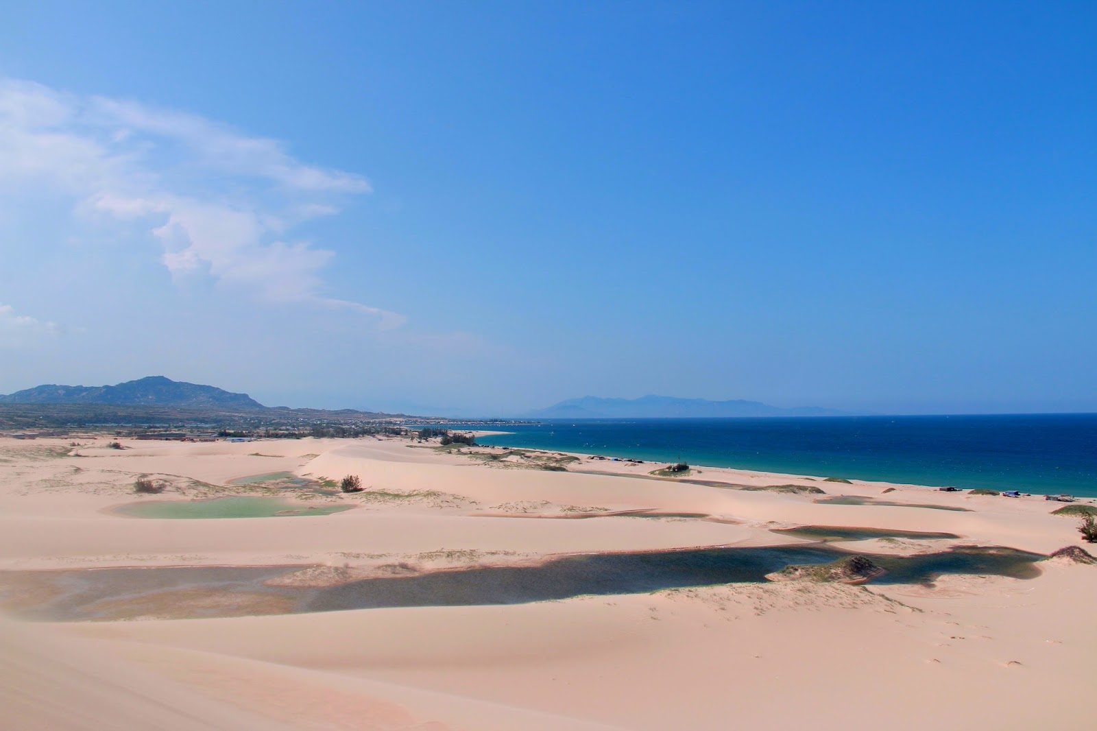 105km cung đường biển Ninh Thuận "nhìn là thích" "nhích chẳng chịu về