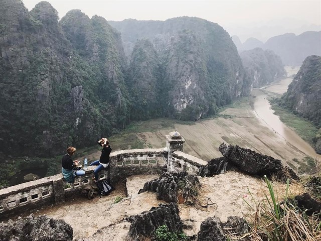 Check in ầm ầm "Vạn Lý Trường Thành" nổi như cồn tại Ninh Bình