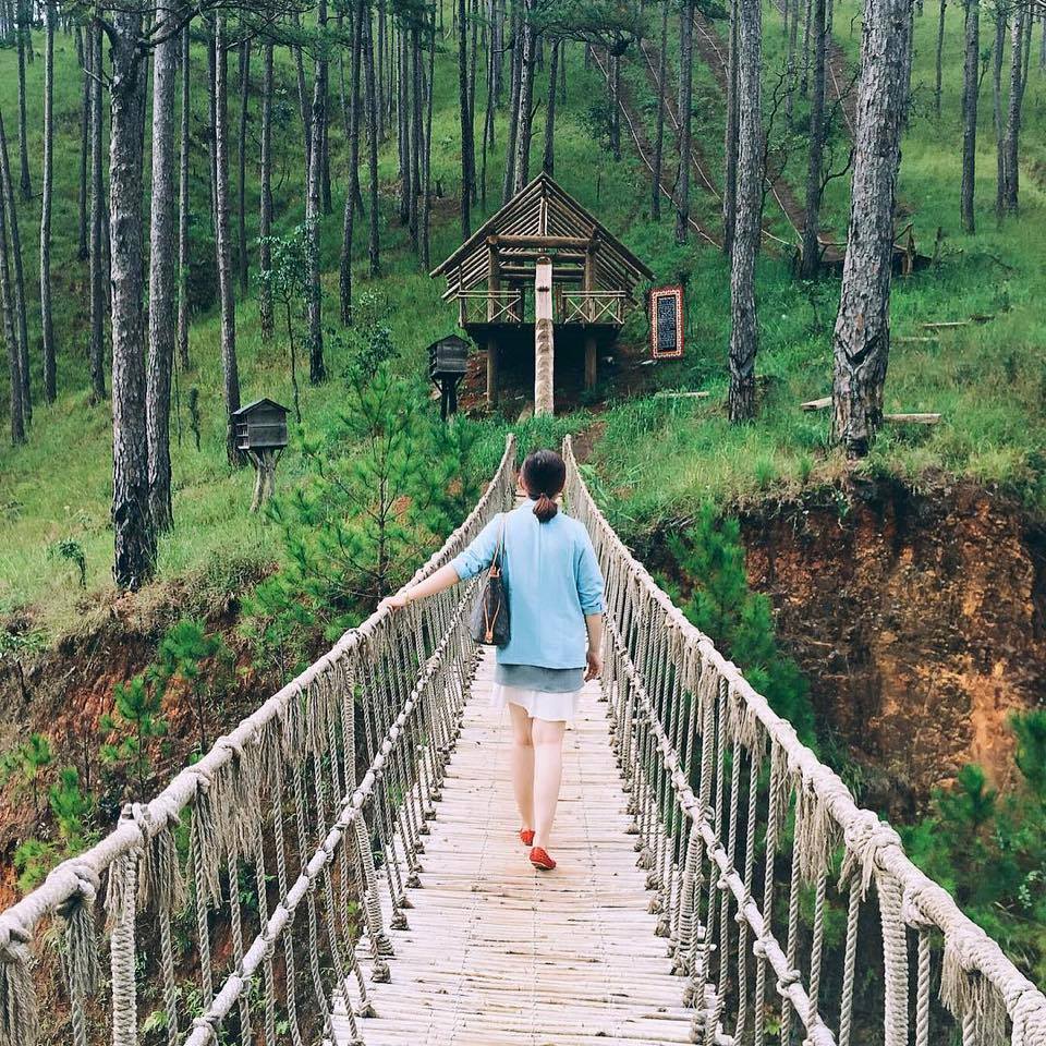 lang cu lan cach da lat bao xa