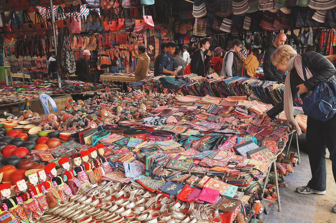 huong dan duong di den cho bac ha