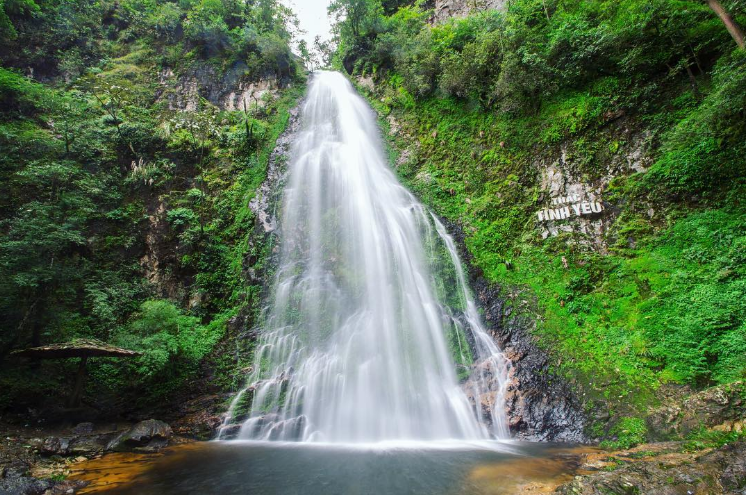 huong dan duong di den thac tinh yeu sapa