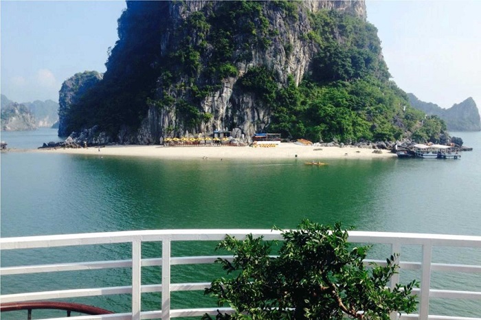 hang thien canh son o ha long