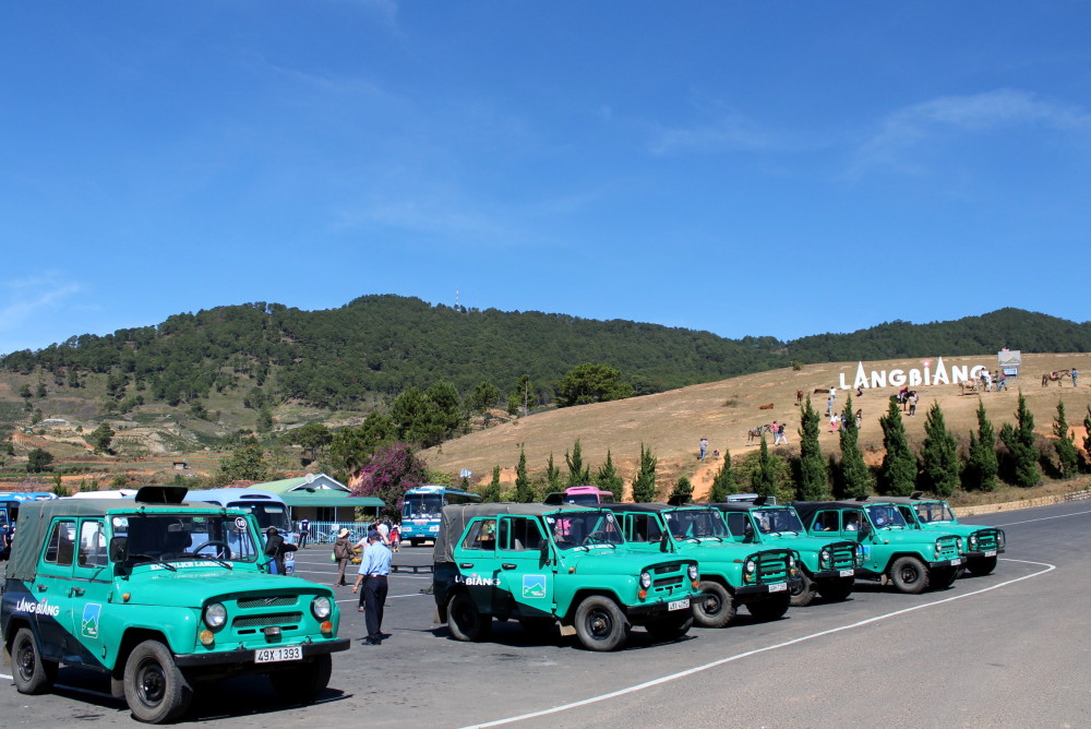 langbiang cach da lat bao xa