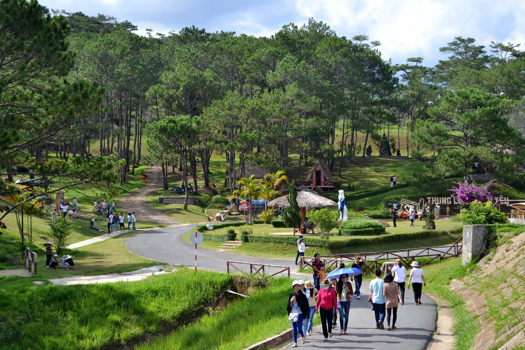 dia chi thung lung tinh yeu nam o dau