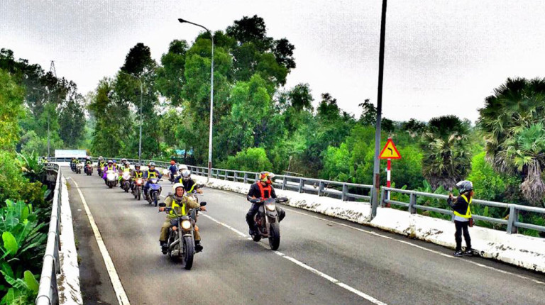 kinh nghiem di du lich bui da nang bang xe may