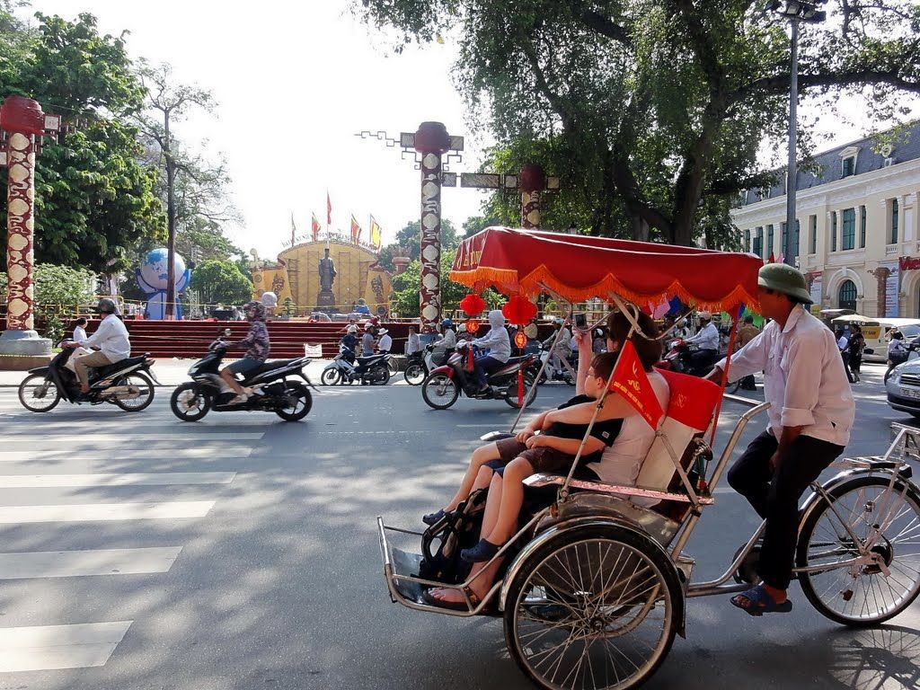 phuong tien di du lich Ha Noi ly tuong