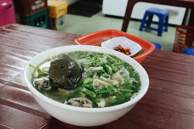 nhung quan pho ngon o Ha Noi