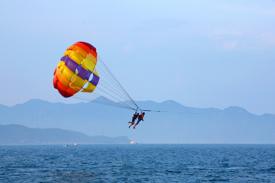 trai nghiem chuyen du lich da nang tai bai bien non nuoc