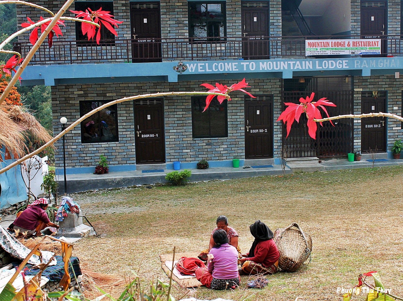 Cung duong len doi Poon Nepal anh 9