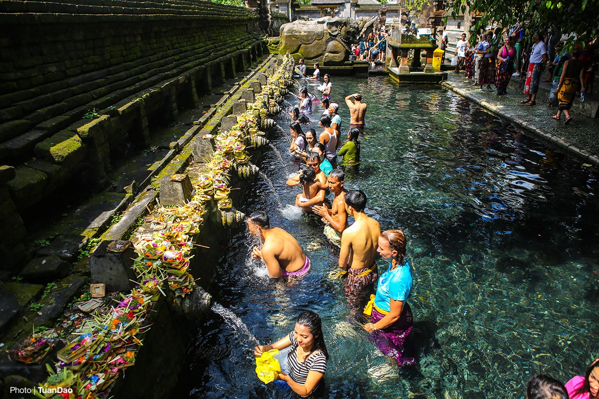 den thieng o Bali anh 8