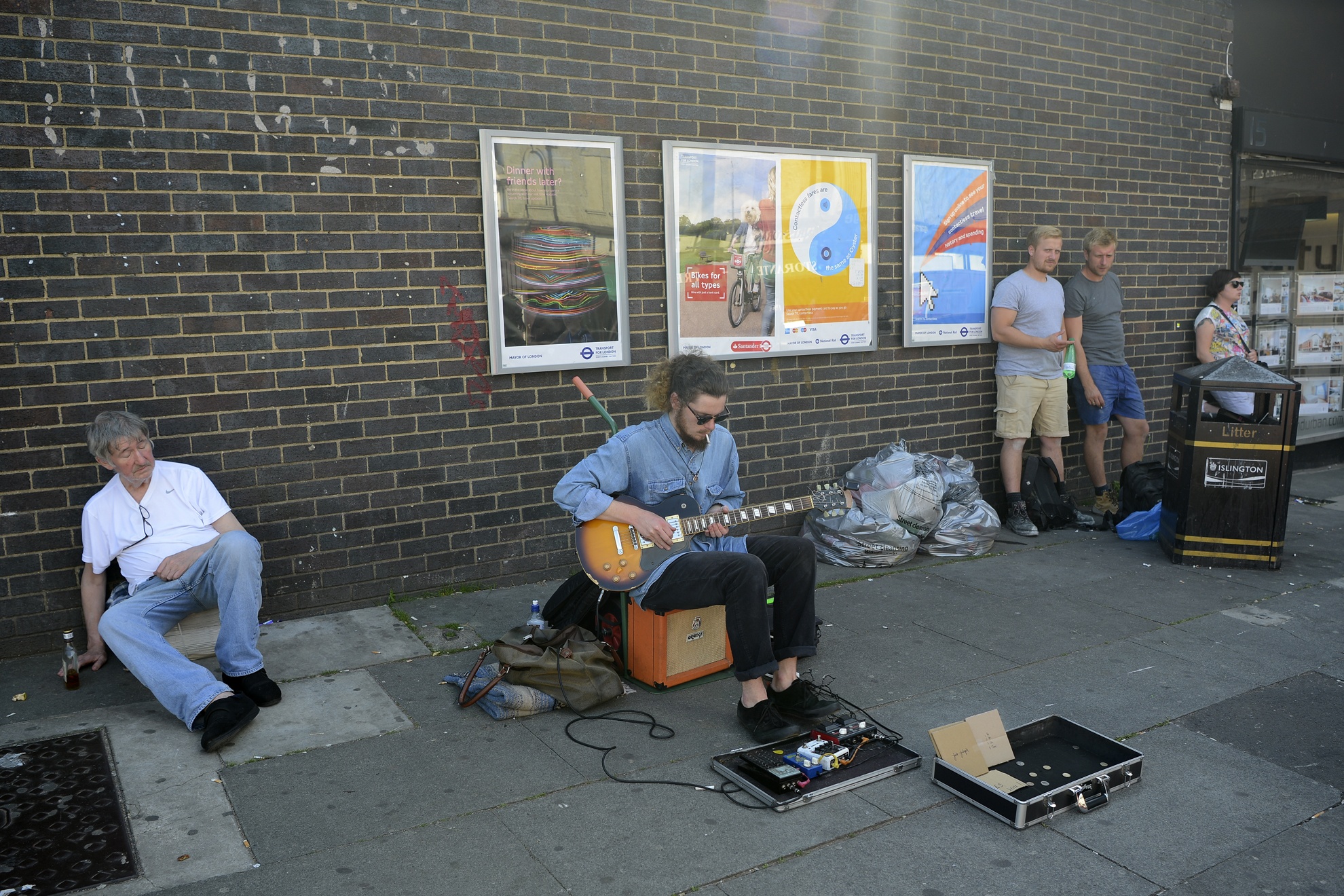 An xin tren duong pho London anh 6