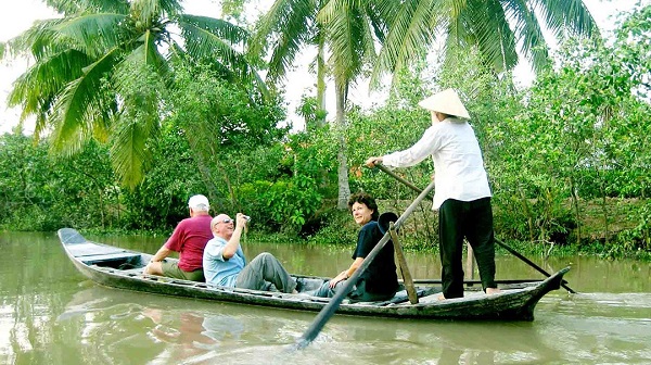 Địa danh du lịch nổi tiếng ở miền tây