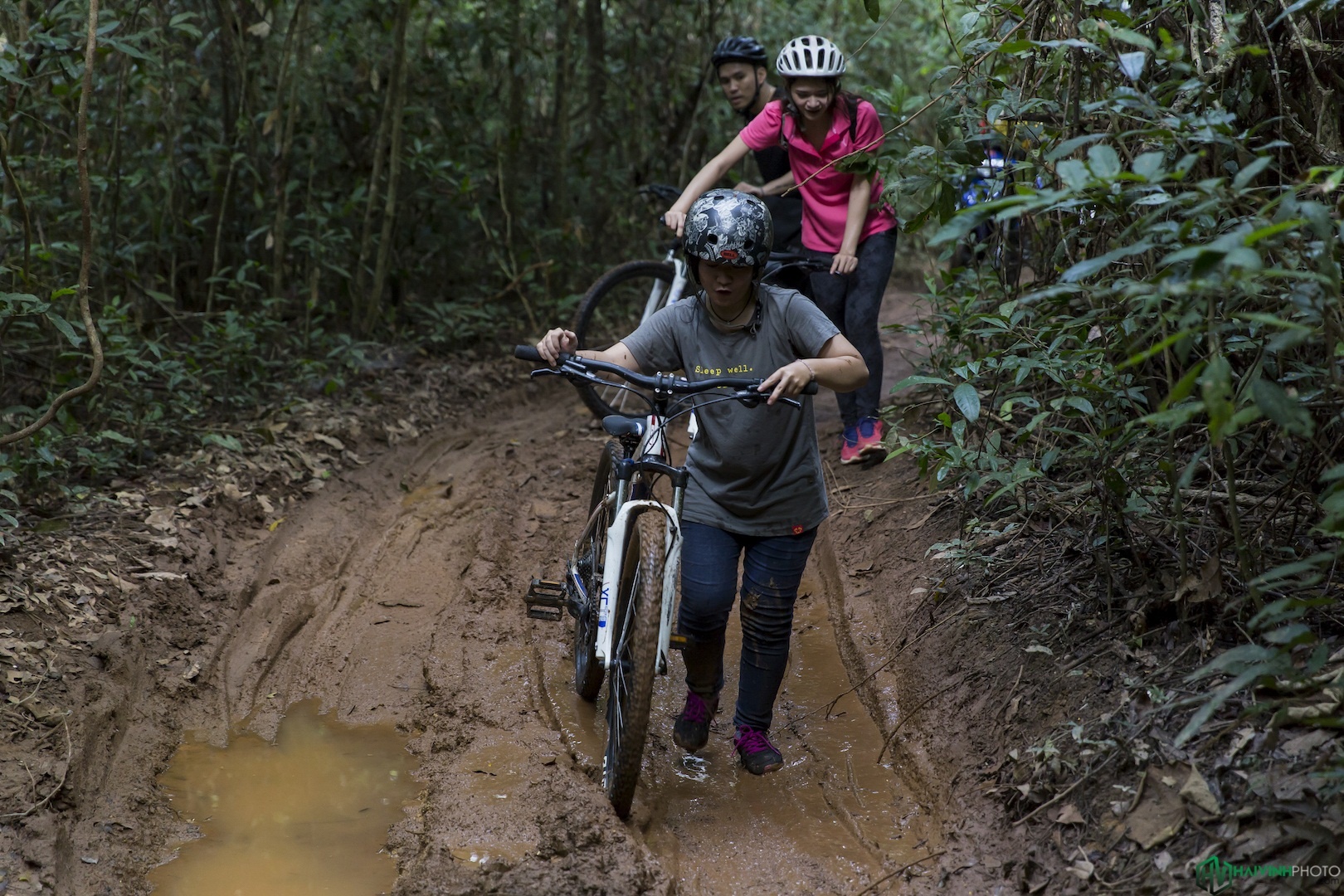 Dap xe 25km xuyen rung anh 13