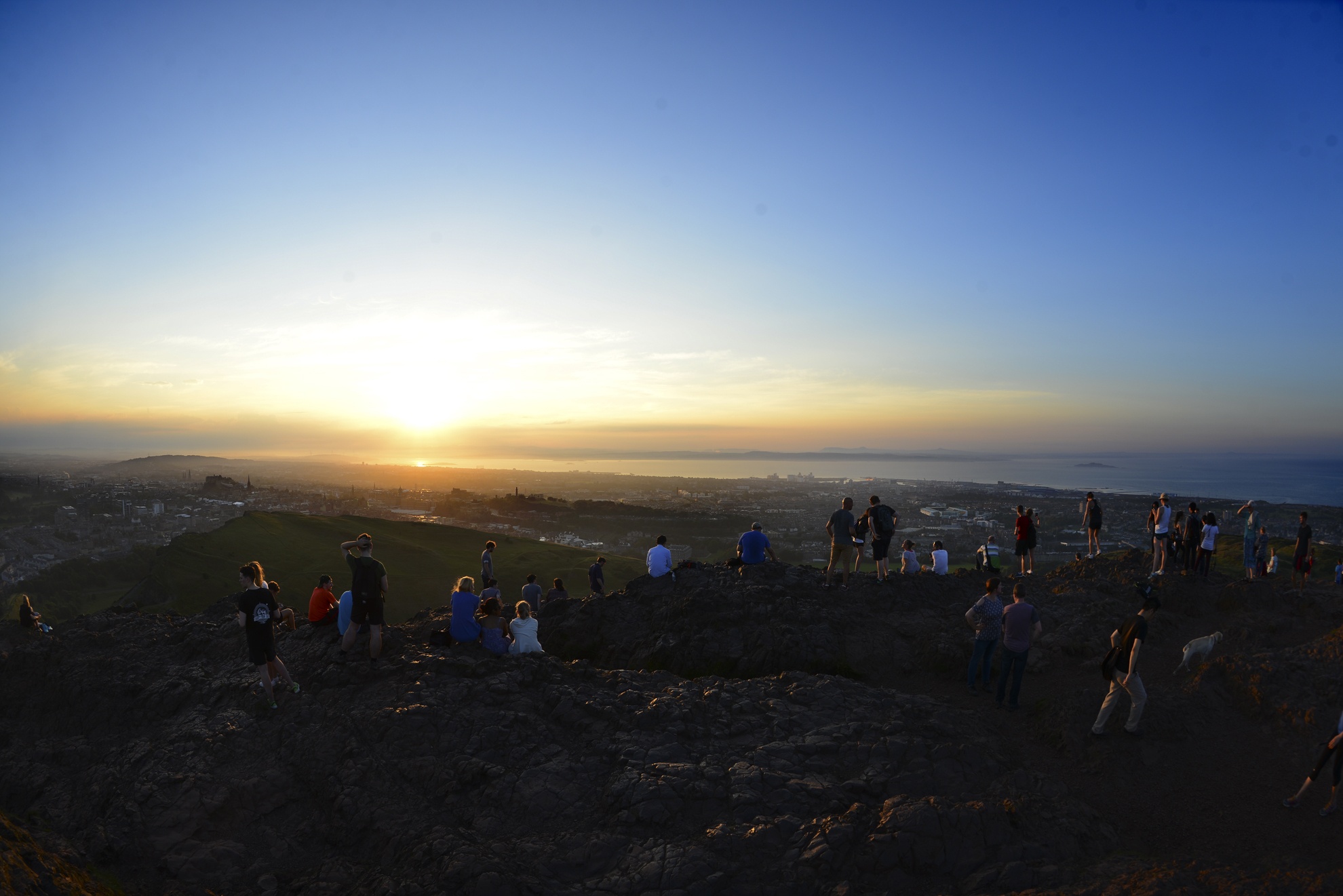 Ngam thanh co Edinburgh tu dinh Arthur's Seat anh 24