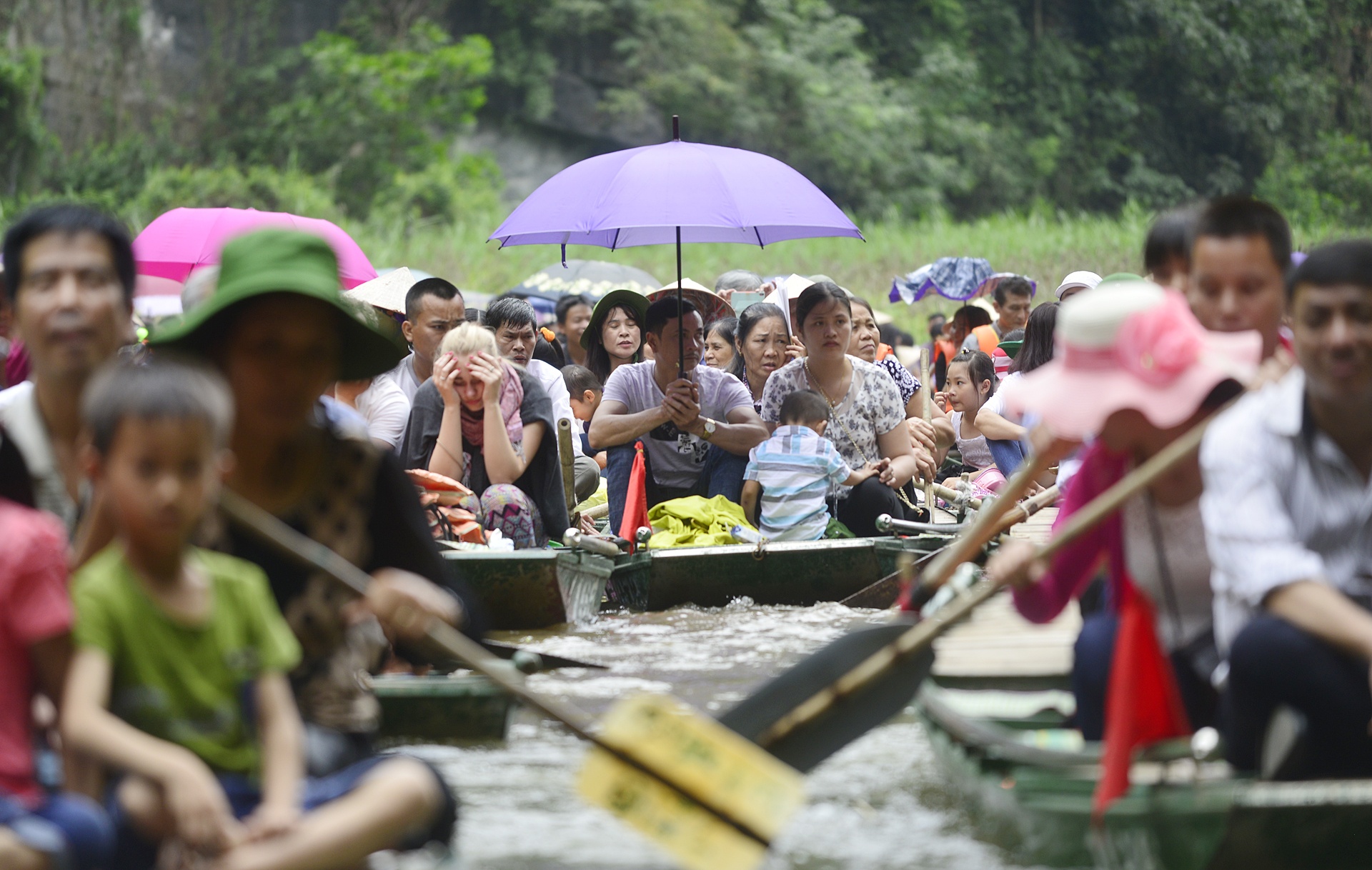 le hoi Trang An nhin tu tren cao anh 13