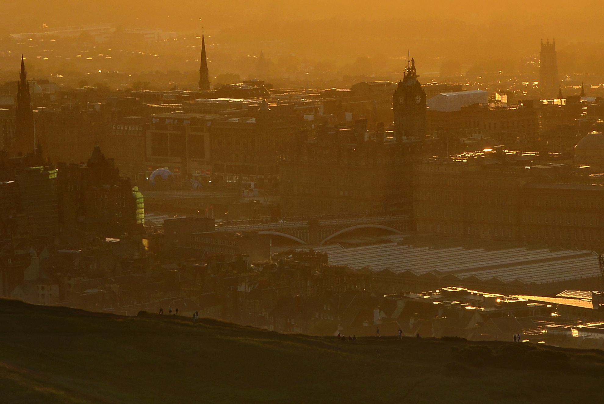 Ngam thanh co Edinburgh tu dinh Arthur's Seat anh 22