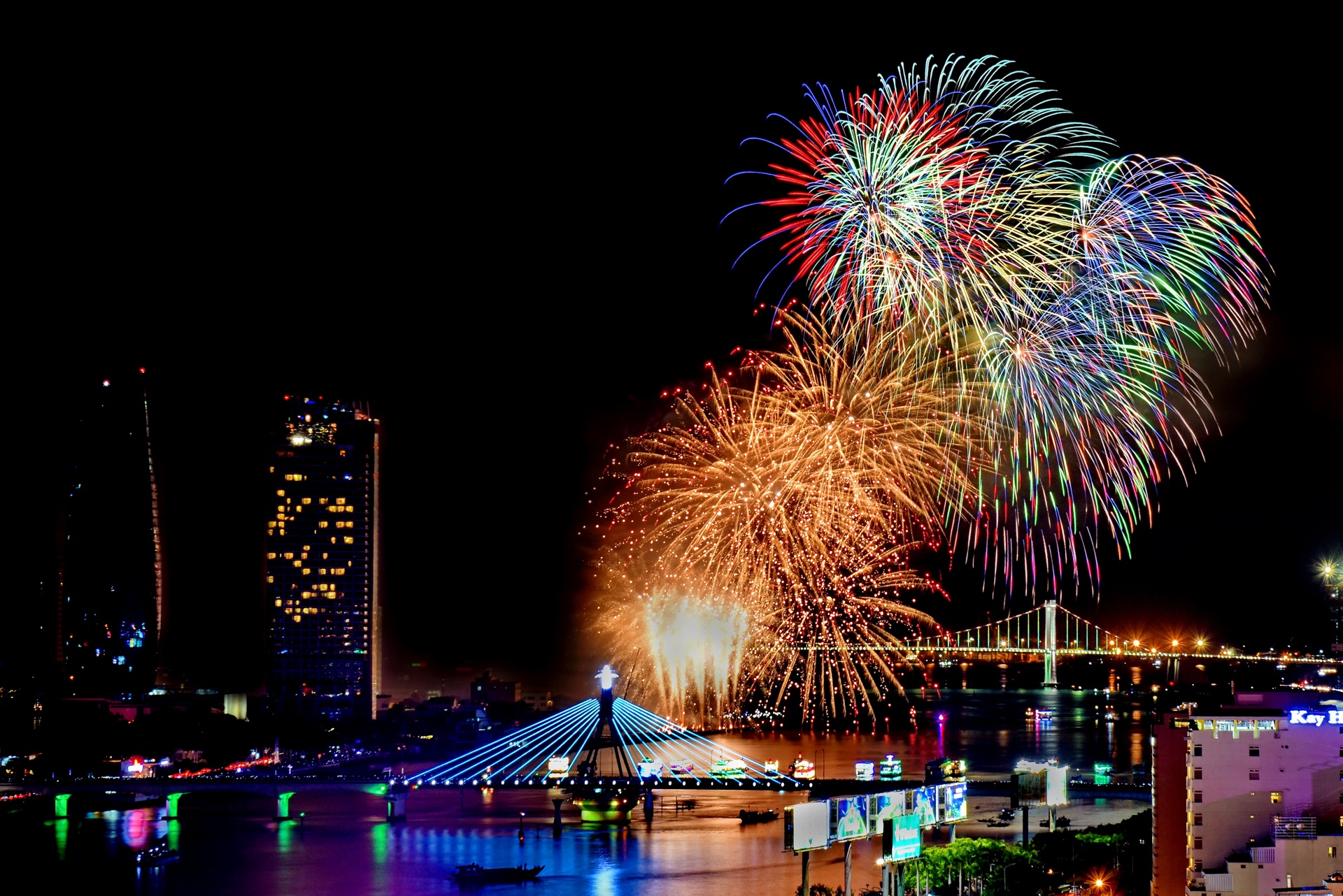 Le hoi phao hoa Da Nang 2017 anh 12