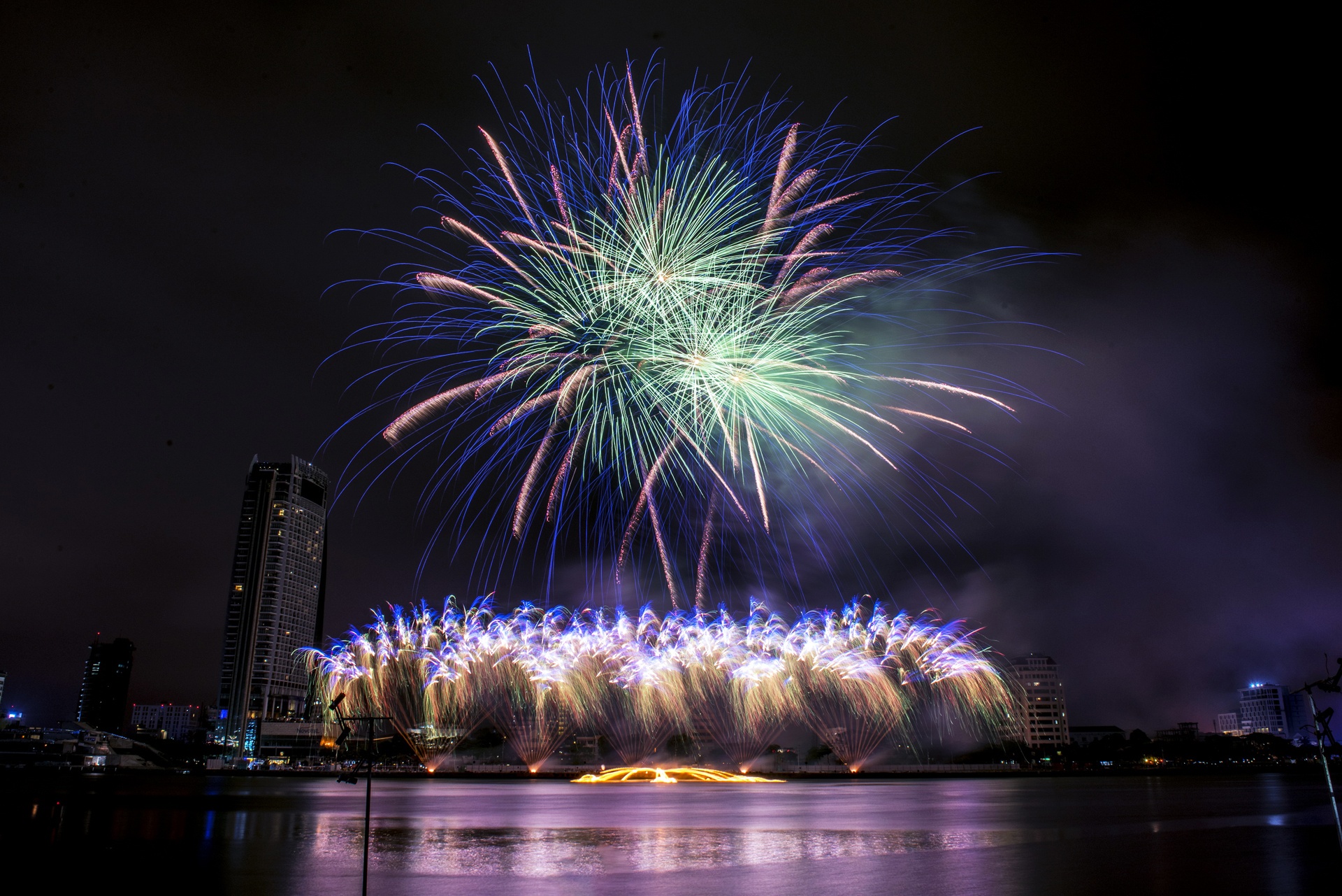 Le hoi phao hoa Da Nang 2017 anh 6