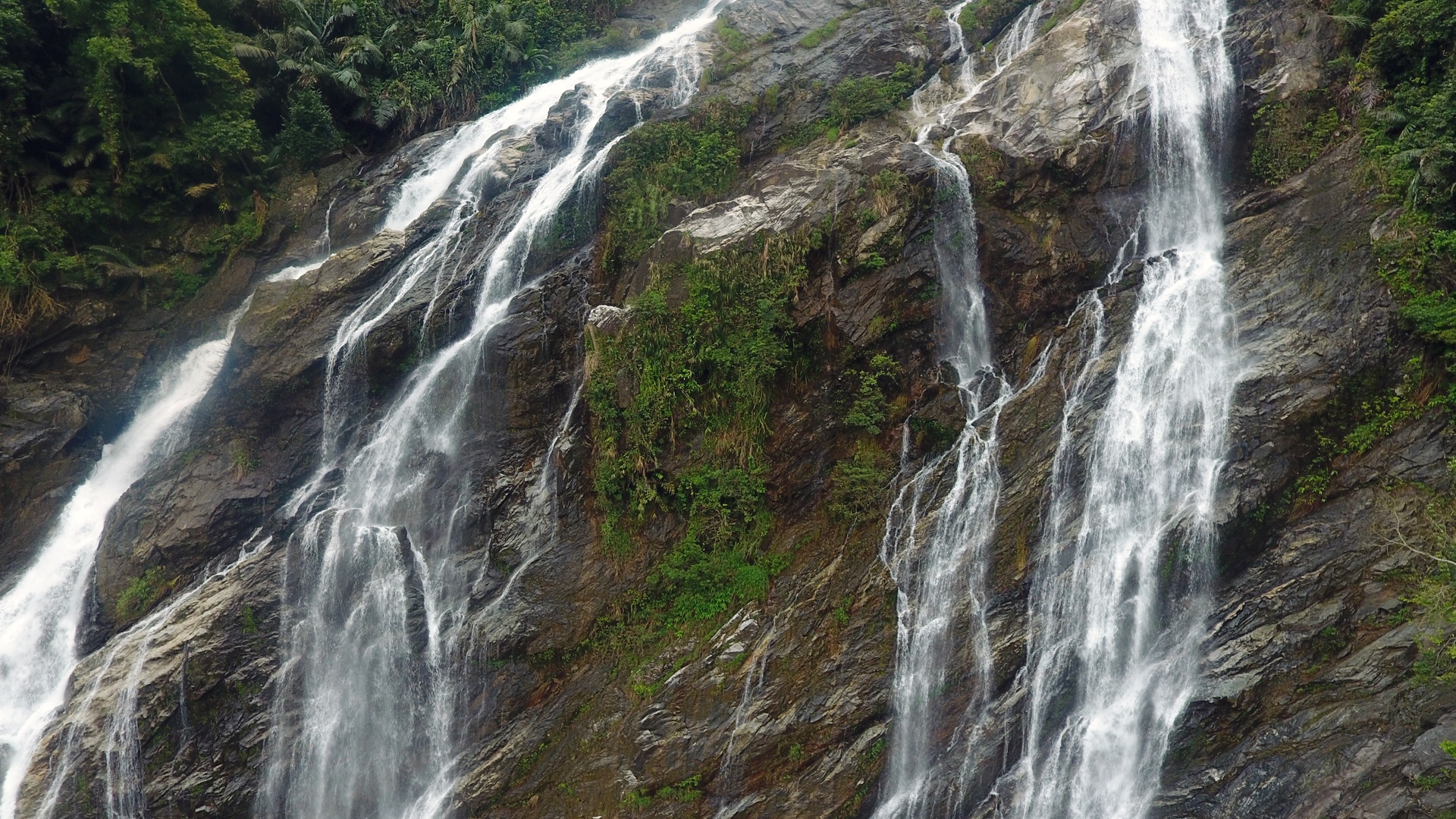 thac trang o Quang Ngai anh 4