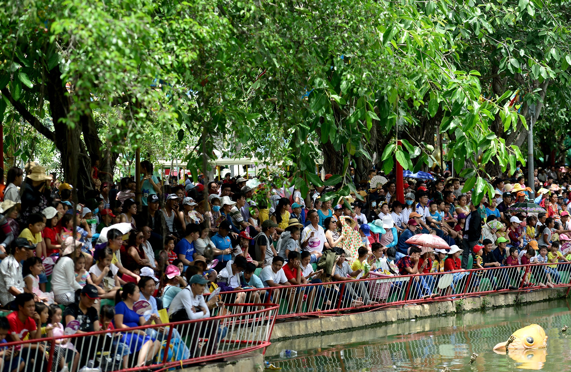 nguoi Sai Gon doi nang vui choi dip le gio To anh 9