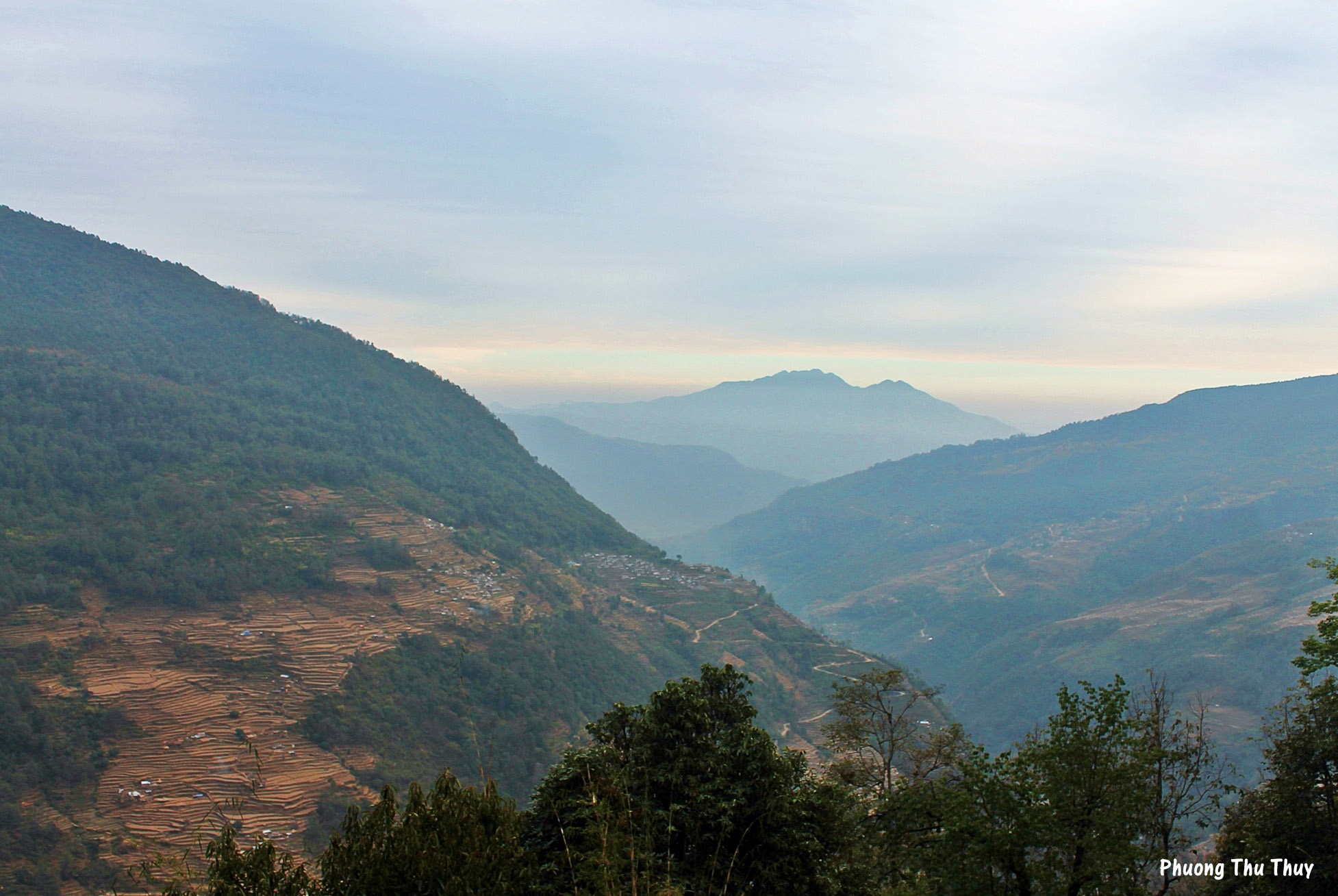 Cung duong len doi Poon Nepal anh 10