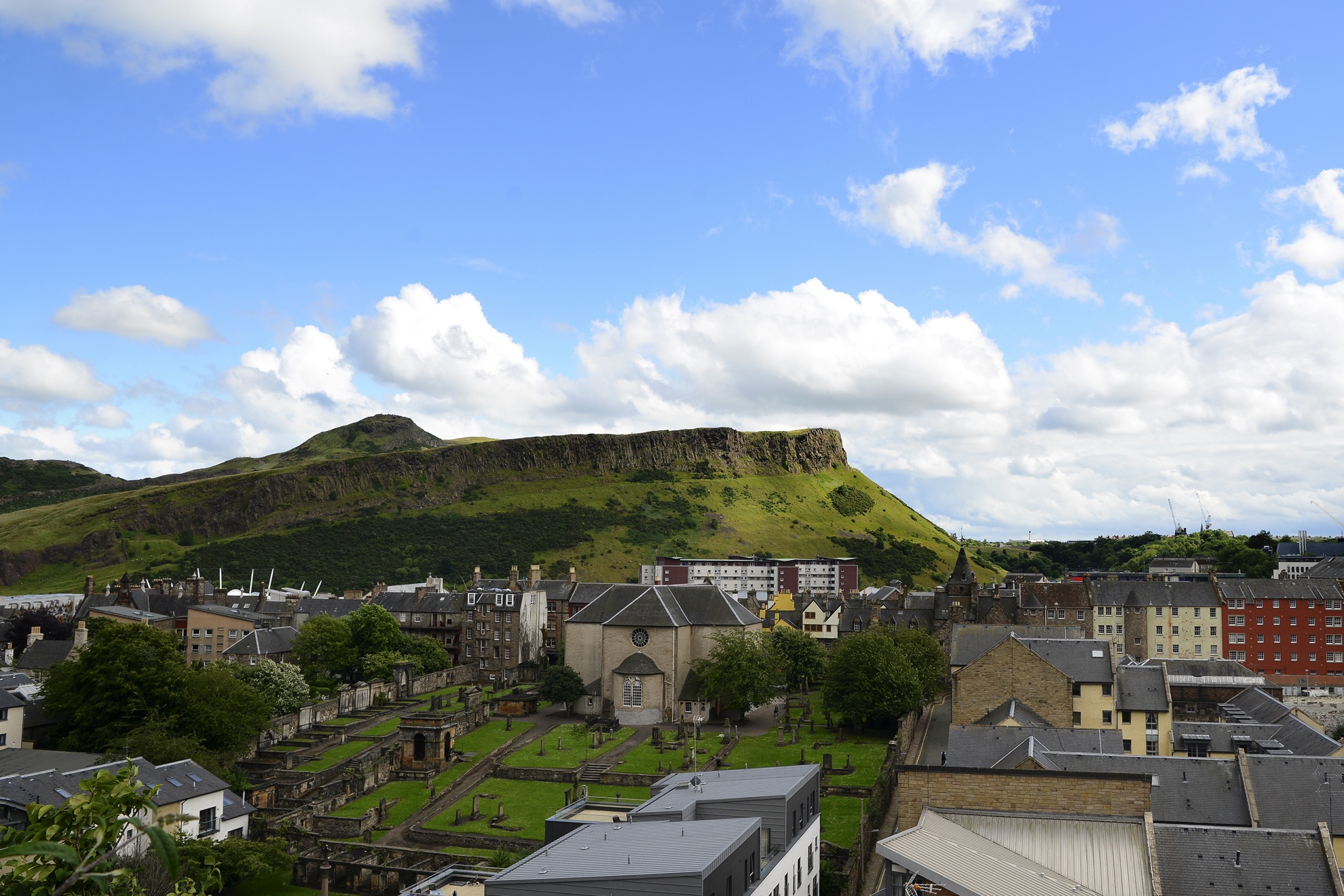 Ngam thanh co Edinburgh tu dinh Arthur's Seat anh 1