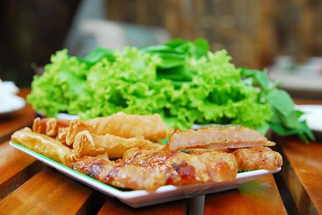Nem nướng Ninh Hòa đặc sản nổi tiếng Nha Trang