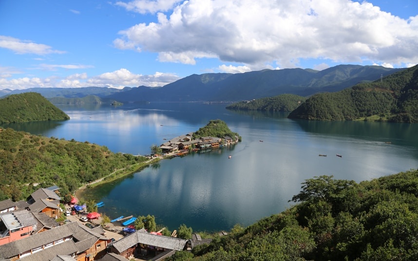 Tay Luong Nu Quoc tren day Himalaya anh 1