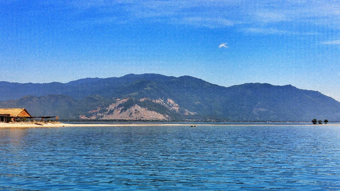 Cung duong bien Nha Trang Tuy Hoa anh 2