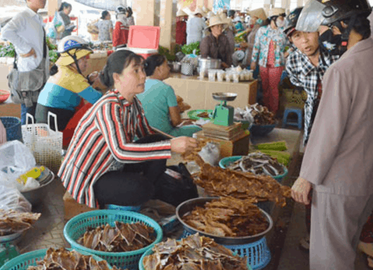 Chợ chuyên bán đồ khô ở Phước Hải