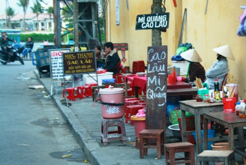 hàng rong ở Hội An