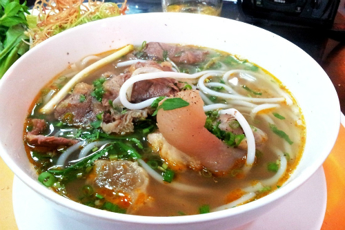 Bún bò Huế