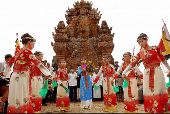 Những dịp lễ hội ở tháp Chàm