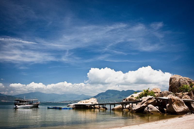 du lịch Cam Ranh, Bình Ba, chùa Ốc, resort Ngọc Sương, núi Chúa