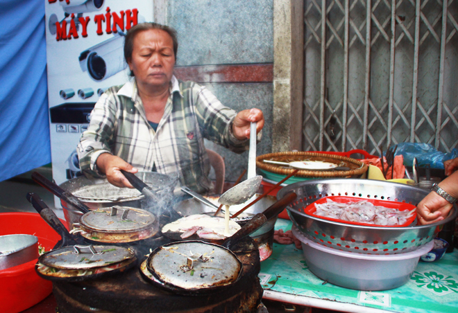 Bữa sáng đúng chất phố biển Nha Trang