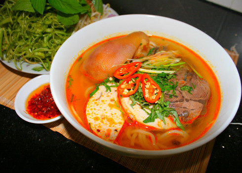 Bún bò Huế