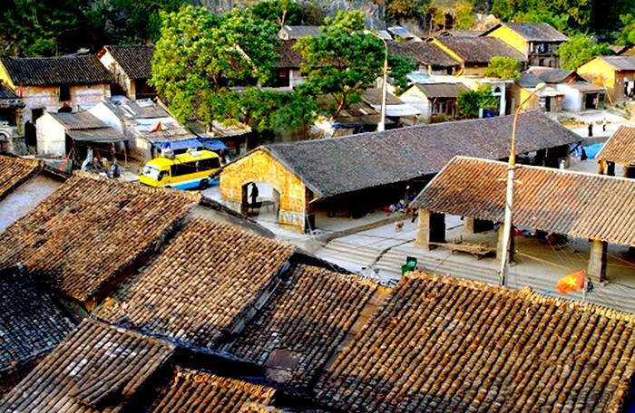 Phố cổ Đồng Văn.