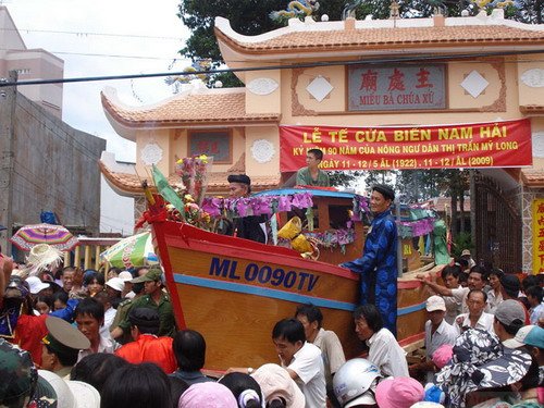 Lễ tế cửa biển Nam Hải