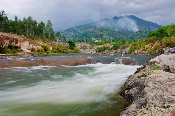 Khu du lịch cách trung tâm thành phố Nha Trang khoảng 20km. Ảnh: FB WaterLand suối Thạch Lâm