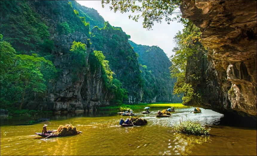 Non nước Ninh Bình