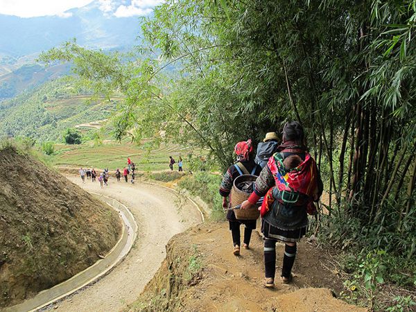 Vivupa tìm hiểu điểm du lịch bản Tả Van trên Sapa