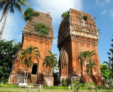 Tháp Đôi là di tích văn hóa Chăm độc đáo trên địa bàn thành phố Quy Nhơn, tỉnh Bình Định