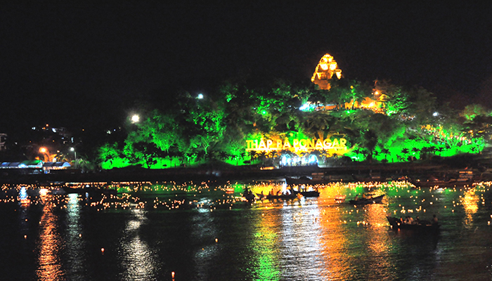 Lễ hội Tháp Bà Ponagar tại Nha Trang