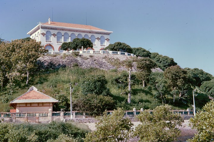 Bạch Dinh nguy nga, tráng lệ