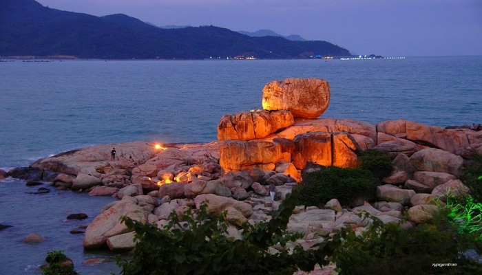 Hòn Chồng - Nha Trang