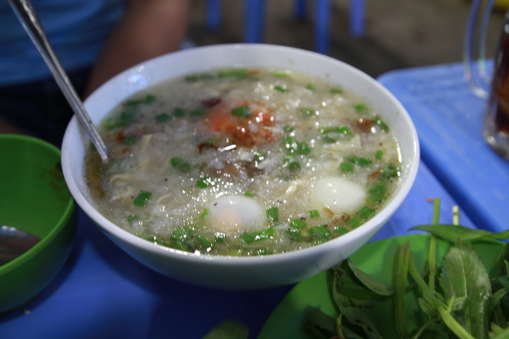 Những quán hải sản bán đêm ở Vũng Tàu.